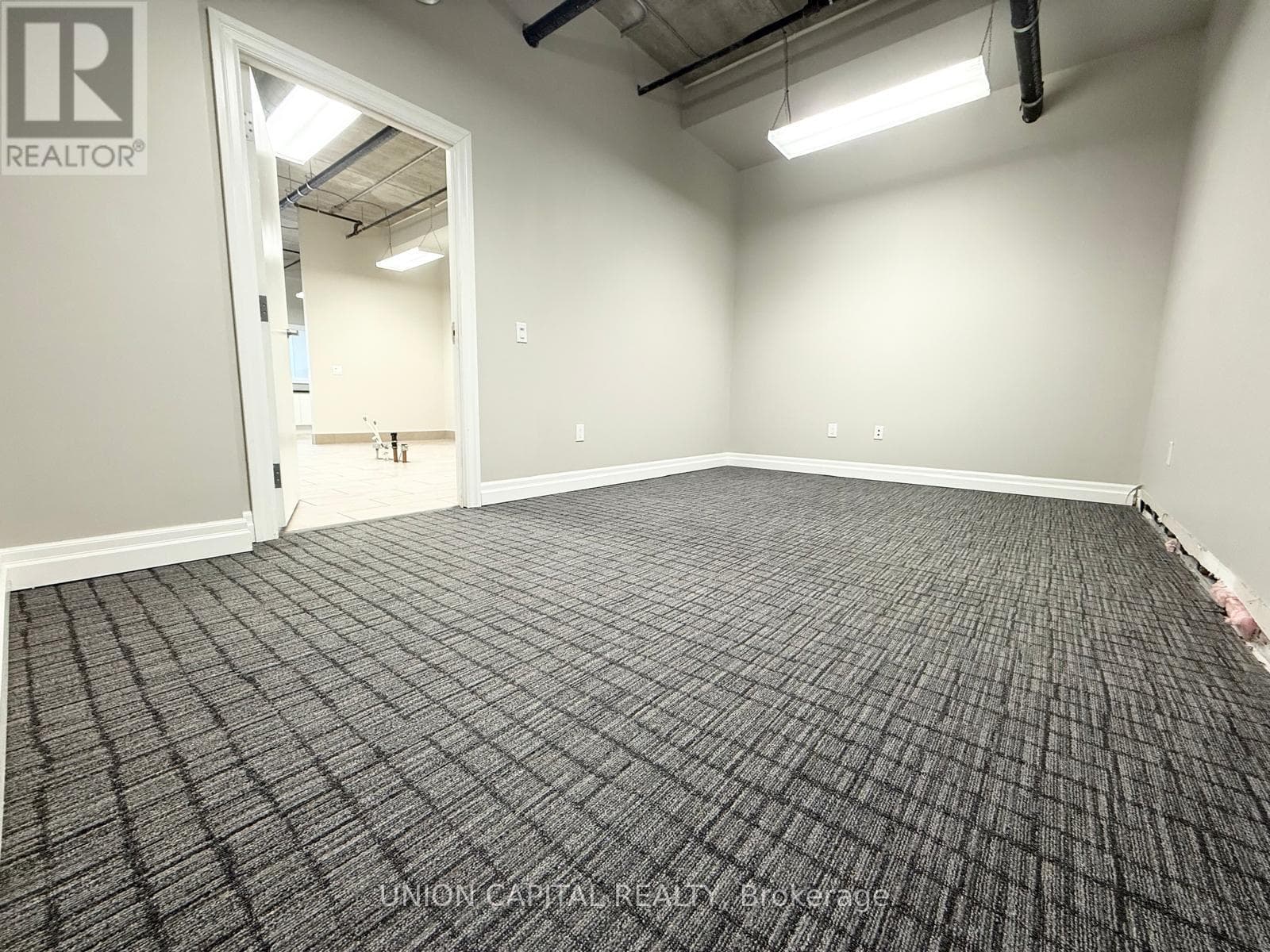 160 Macdonell St Street-Level Commercial Unit image 9