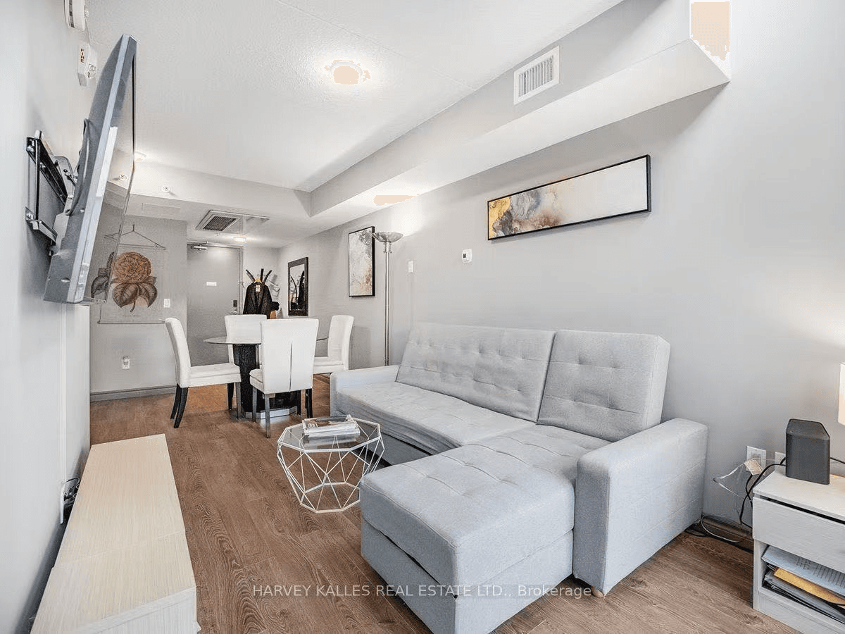 UPLUS Condo Near Waterloo Campus - Loft image 4